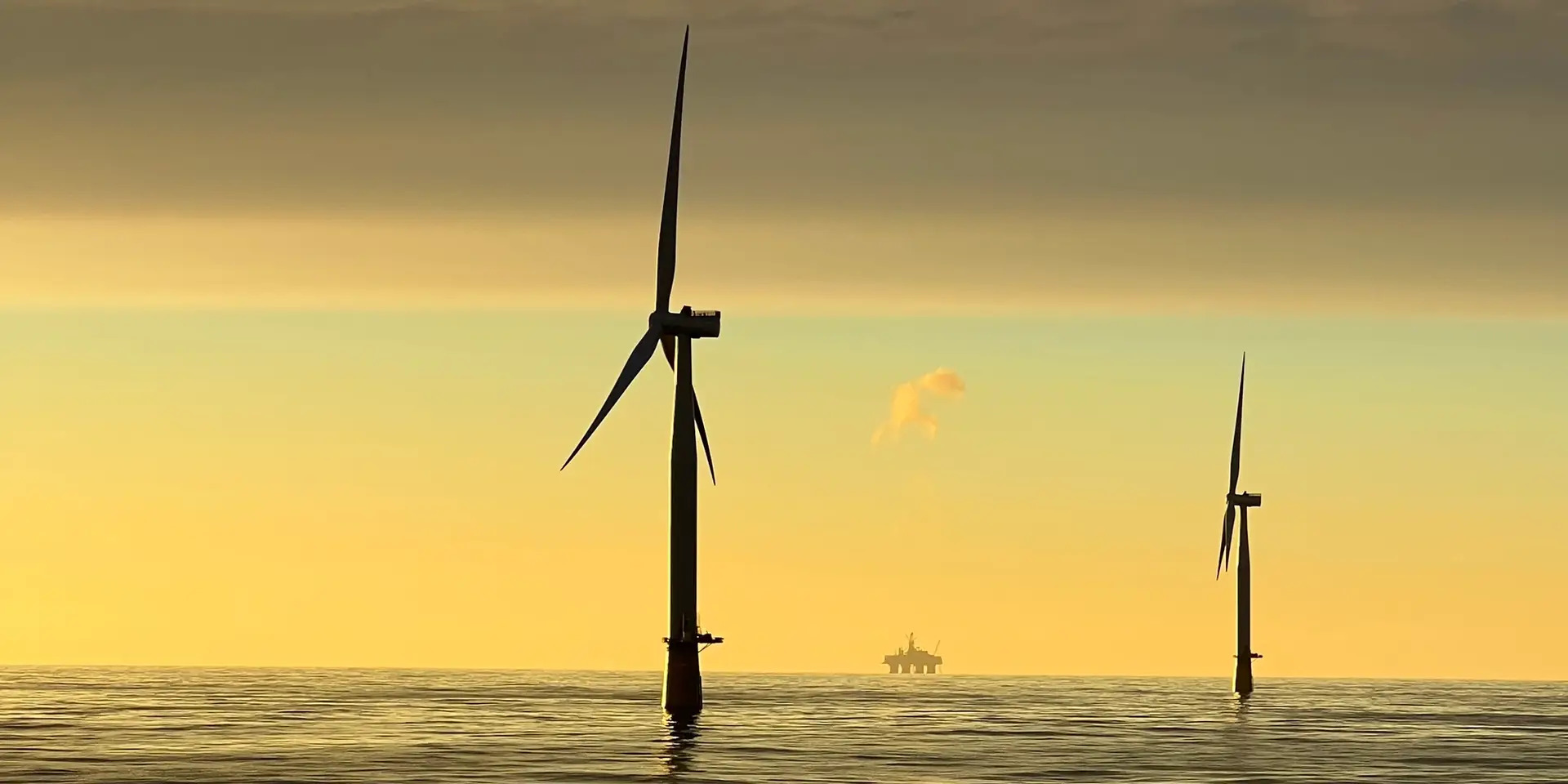 First-Power-Flows-from-Worlds-Largest-Floating-Offshore-Wind-Farm